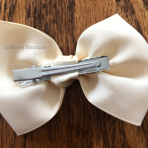 Ivory 4" Bow tie Bow HANDCRAFTED - Picture 2 of 3